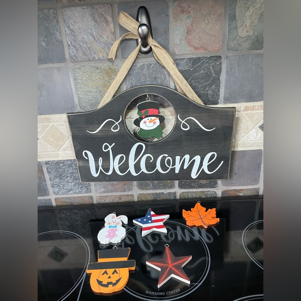 Interchangeable Wood Welcome Sign with Seasonal Decorations & ribbon bow hanger